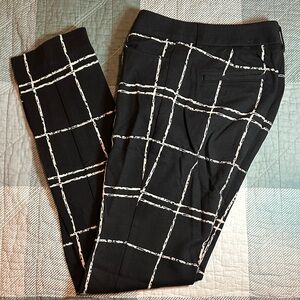 Express Columnist Black‎ & White Windowpane Plaid Slim Ankle Pants – 0R Workwear
